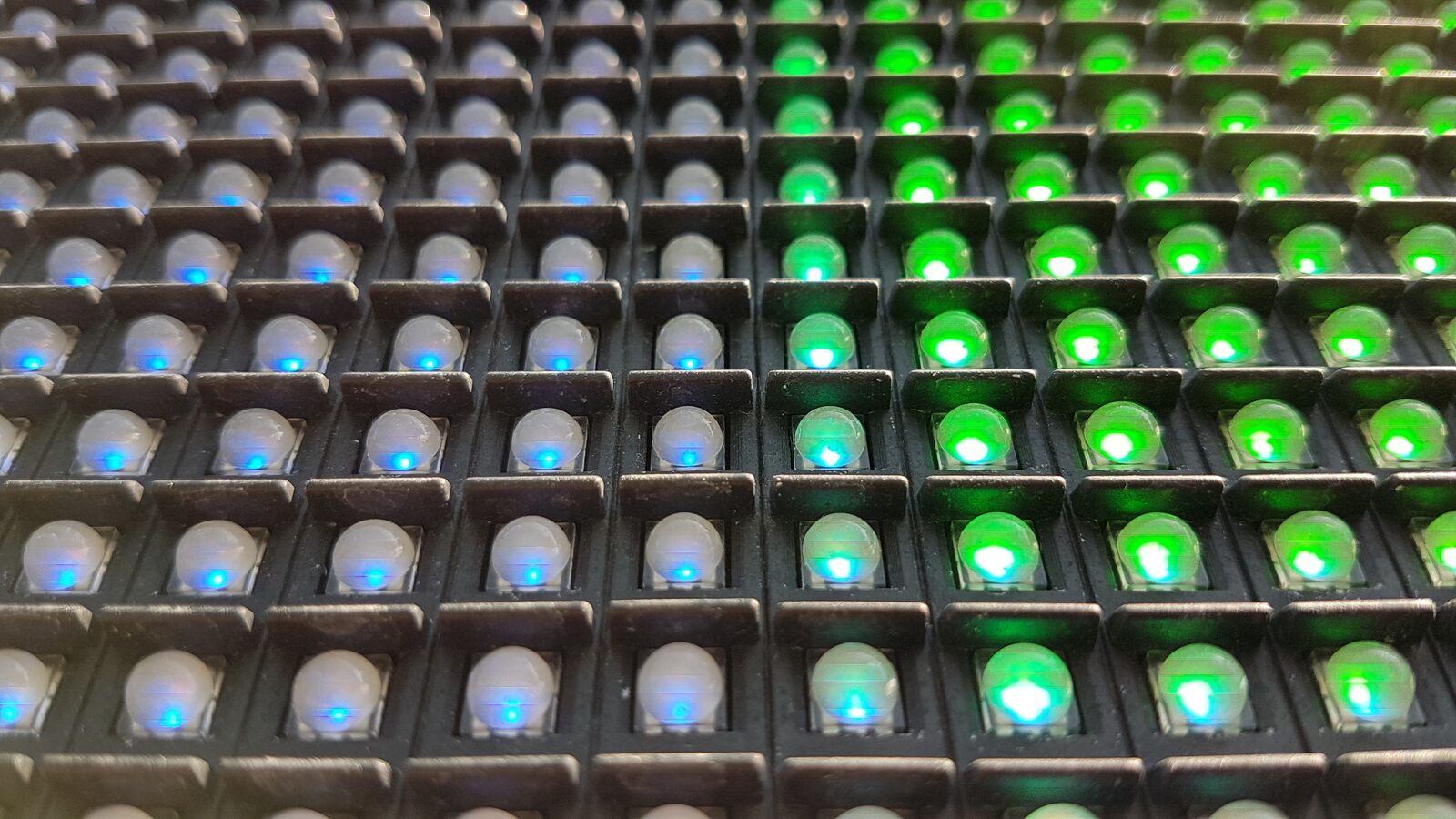 LED-modules met zichtbare kleur- en helderheidsverschillen